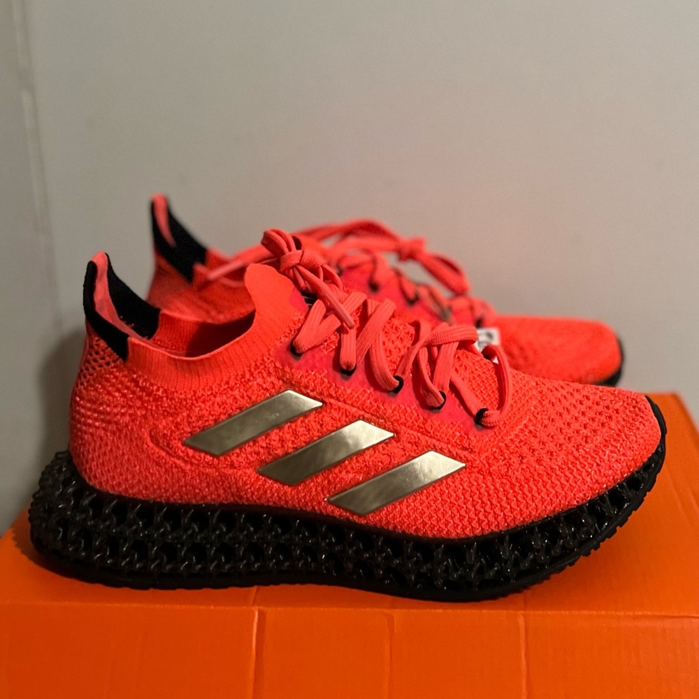 Adidas 4DFWD "Turbo Core Black" Sz 7.5